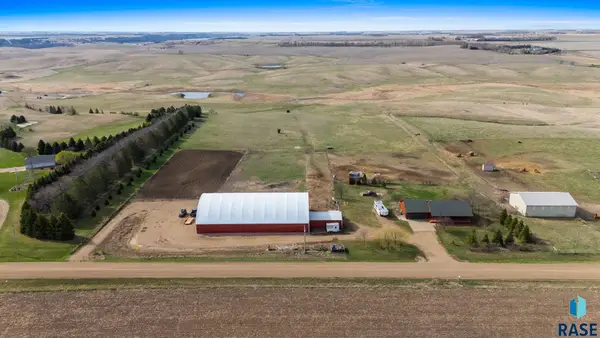 45139 Hawk Dr, Montrose, SD 57048