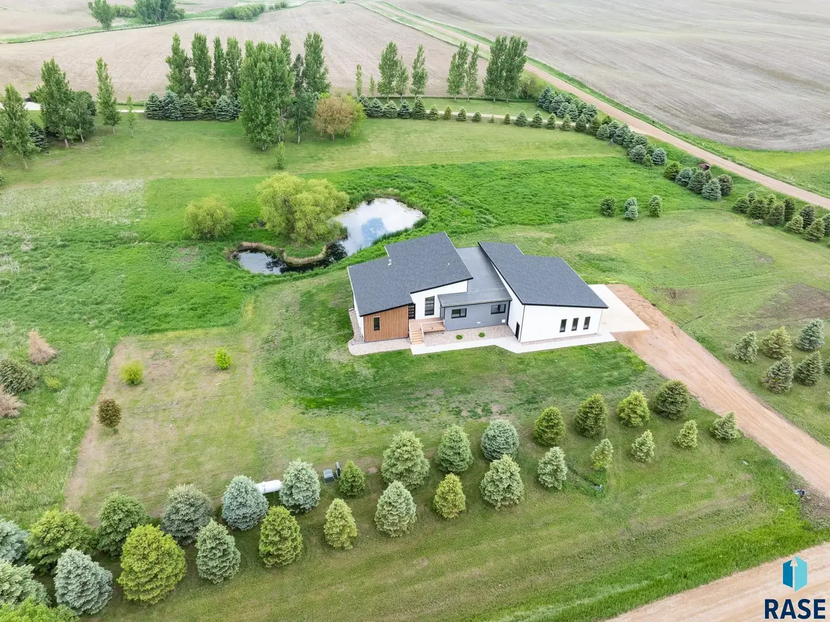 48503 256th St, Garretson, SD 57030 - #1