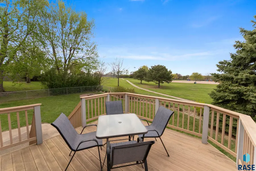 6200 W Oscar Howe Cir, Sioux Falls, SD 57106 - #2