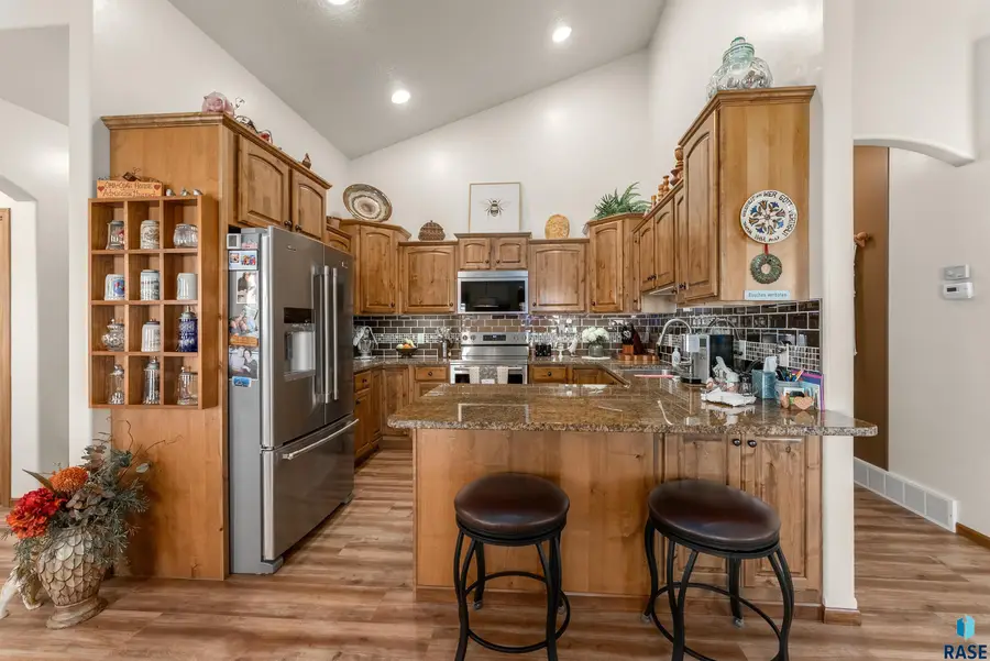 3564 W 91st Pl, Sioux Falls, SD 57108 - #2