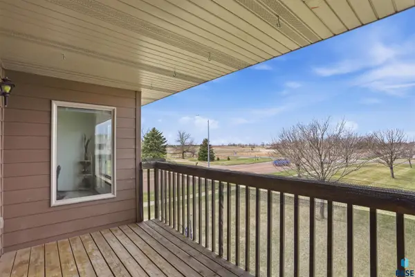 4920 S Klein Ave, Sioux Falls, SD 57106
