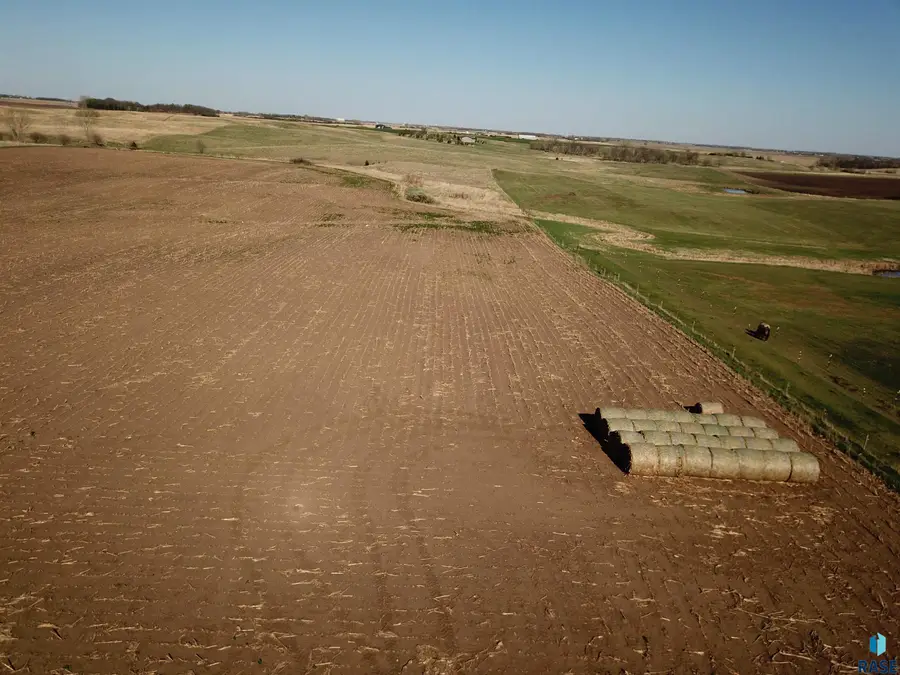 27062 463rd Ave, Chancellor, SD 57015 - #2