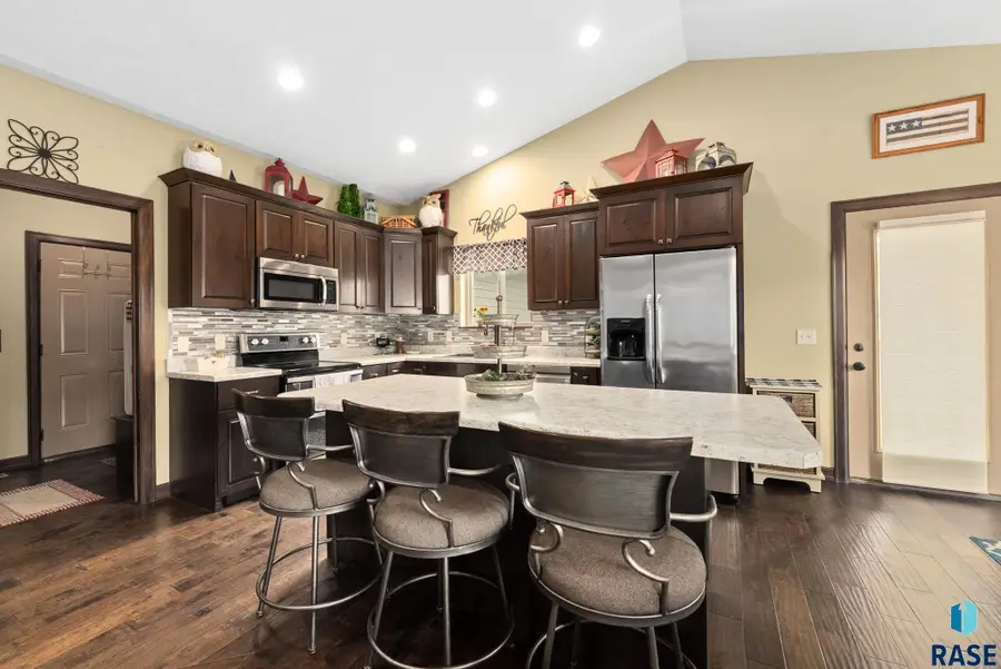 5409 S Sirocco Ave, Sioux Falls, SD 57108 - #3