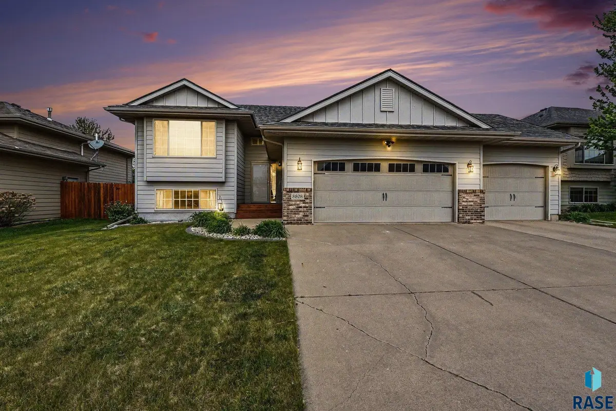 8808 W Norma Trl, Sioux Falls, SD 57106 - #1