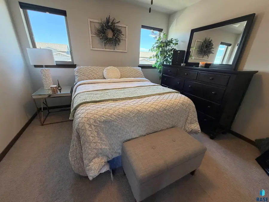3509 E Siasconset Pl, Sioux Falls, SD 57108 - #3