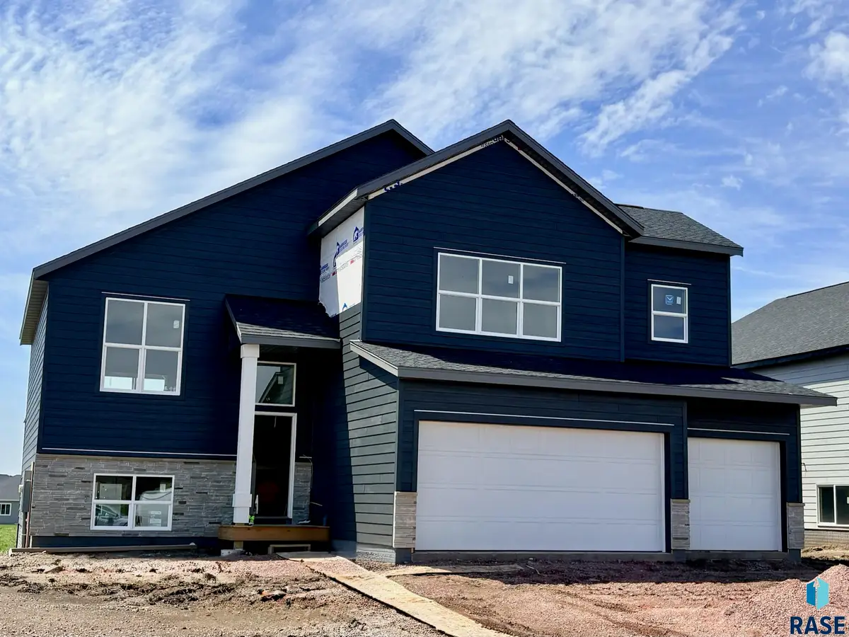 2213 E Alexa St, Brandon, SD 57005 - #1