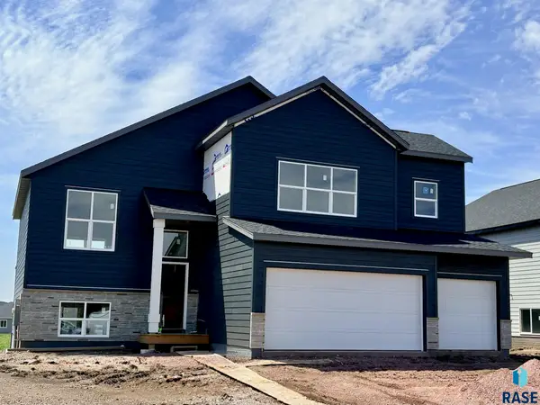 2213 E Alexa St, Brandon, SD 57005