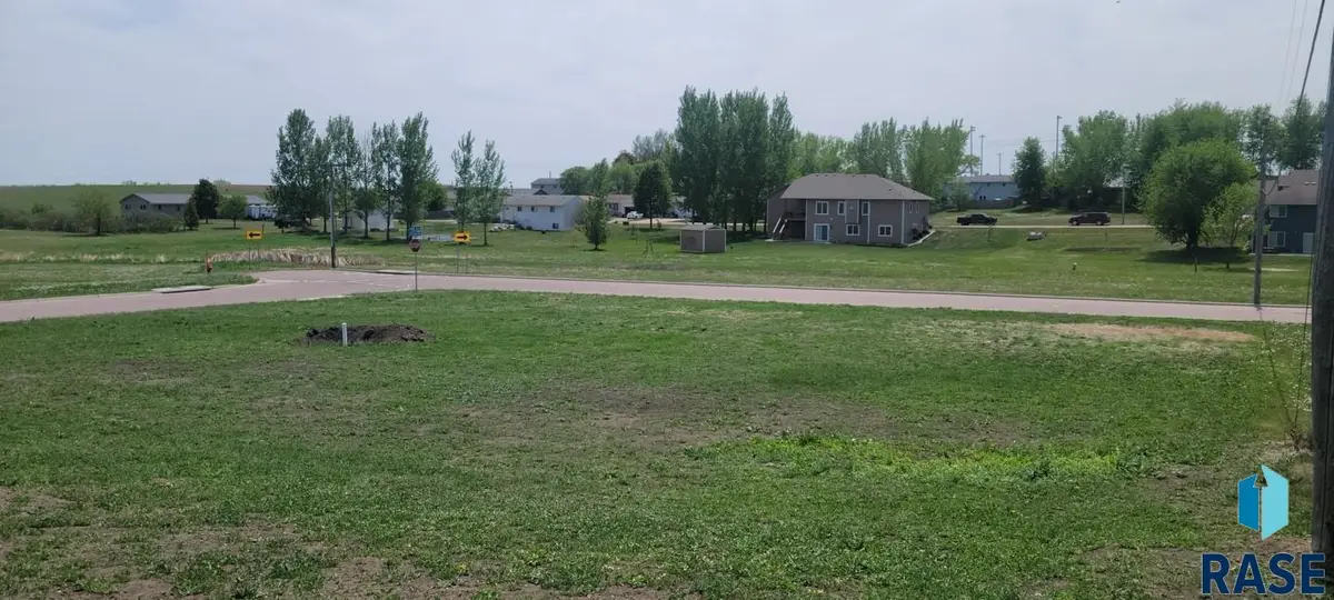 212 S Grant St, Humboldt, SD 57035 - #1