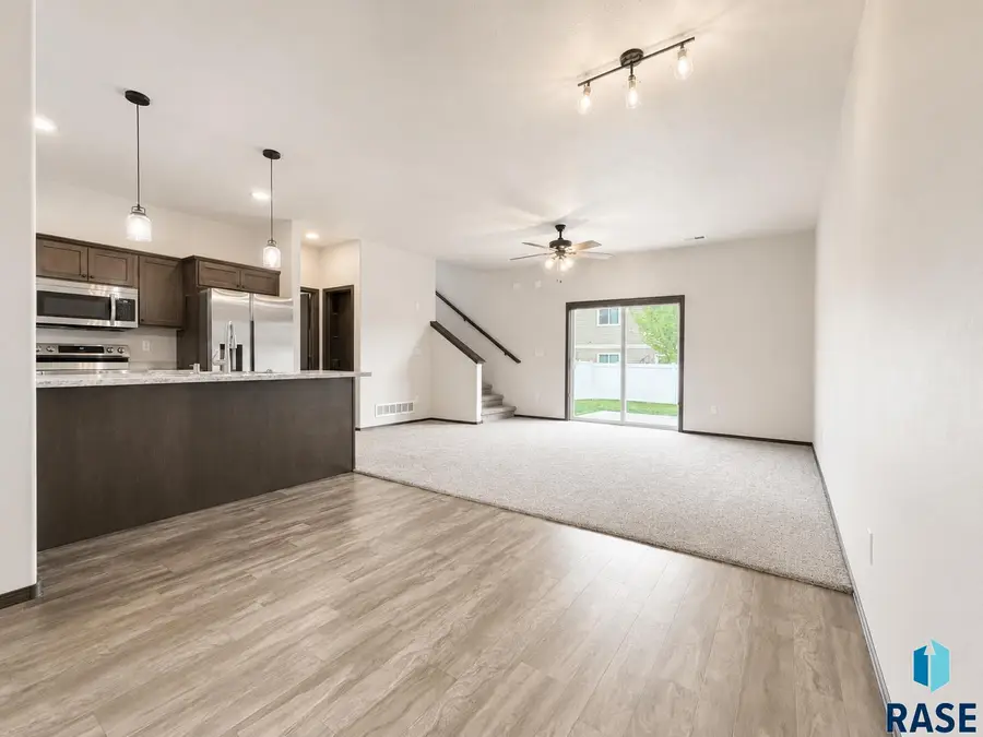 4416 E Whisper Ridge Pl, Sioux Falls, SD 57108 - #2