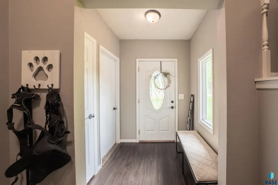 201 Cardinal Dr S, Brandon, SD 57005 - #2