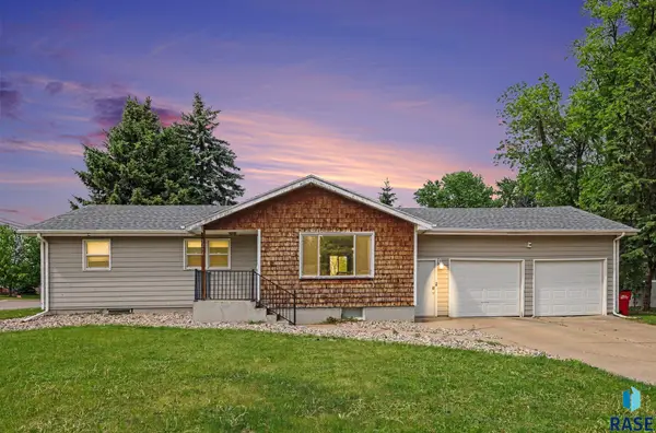 5216 W 35th St, Sioux Falls, SD 57106