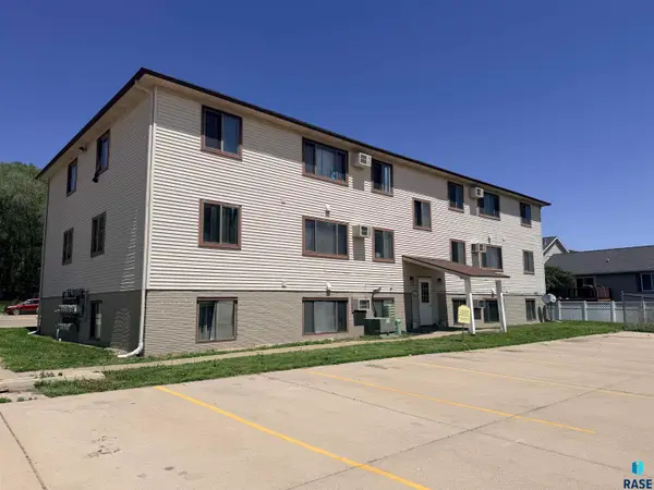 1000 S Crawford Rd, Vermillion, SD 57069