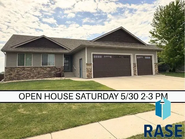 5400 S Sirocco Ave, Sioux Falls, SD 57108 - #1