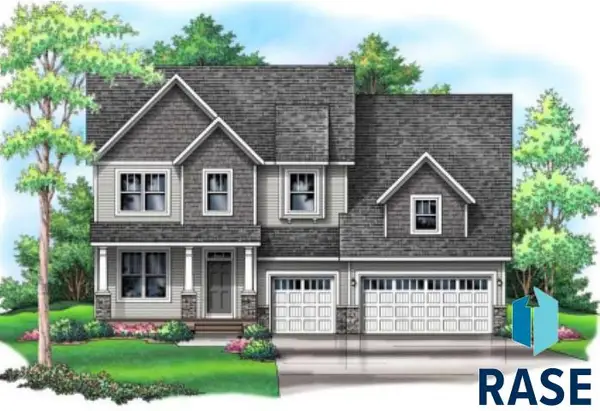 5724 E Ashwood Cir, Sioux Falls, SD 57108
