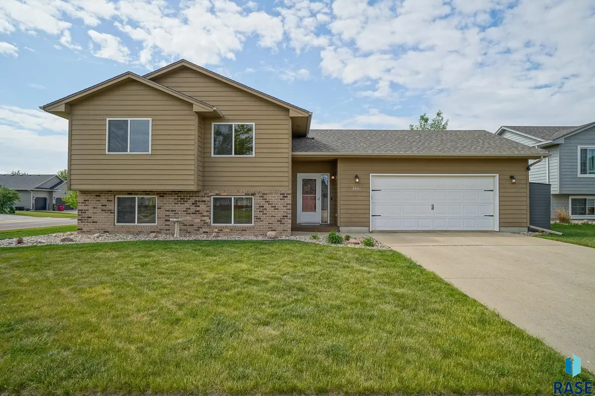 8801 W 18th St, Sioux Falls, SD 57106 - #1