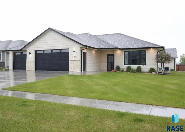 705 Quartzite Cir, Tea, SD 57064