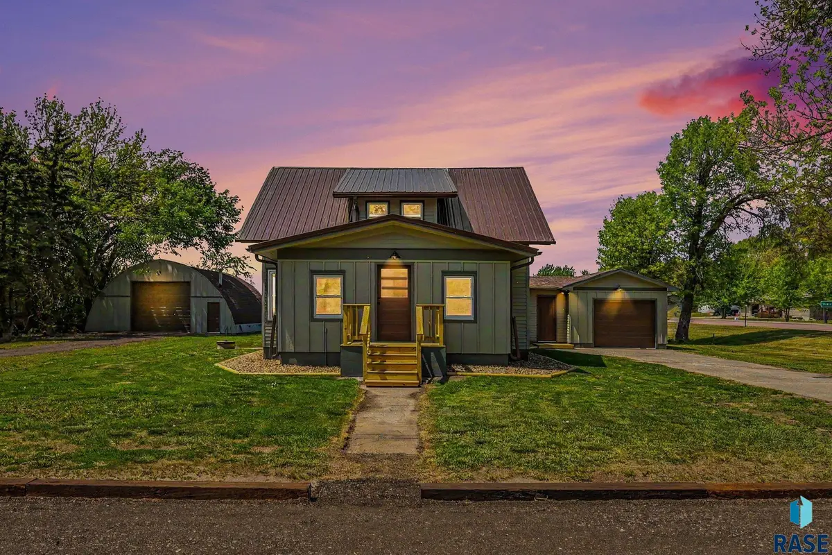 23301 448th Ave, Madison, SD 57042 - #1