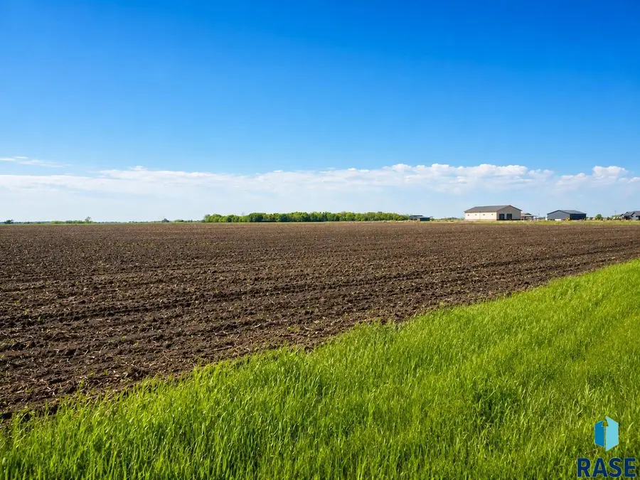 Track 3 276th St, Harrisburg, SD 57032 - #2