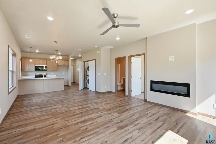 800 N Marquette Pl, Sioux Falls, SD 57110 - #3