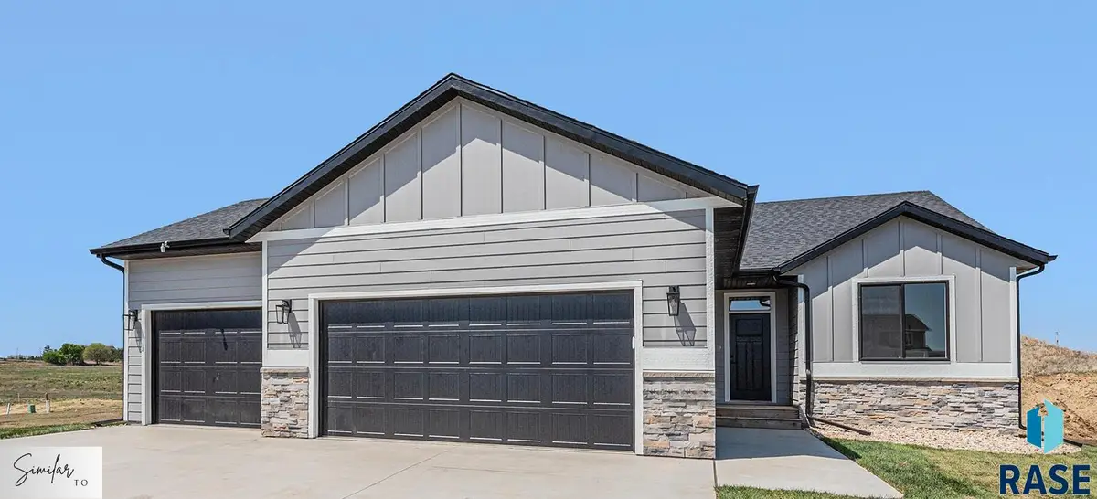 5401 W Cushman St, Sioux Falls, SD 57107 - #1