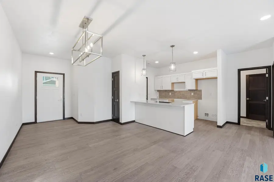 1263 N Marion Rd #3, Sioux Falls, SD 57107 - #3
