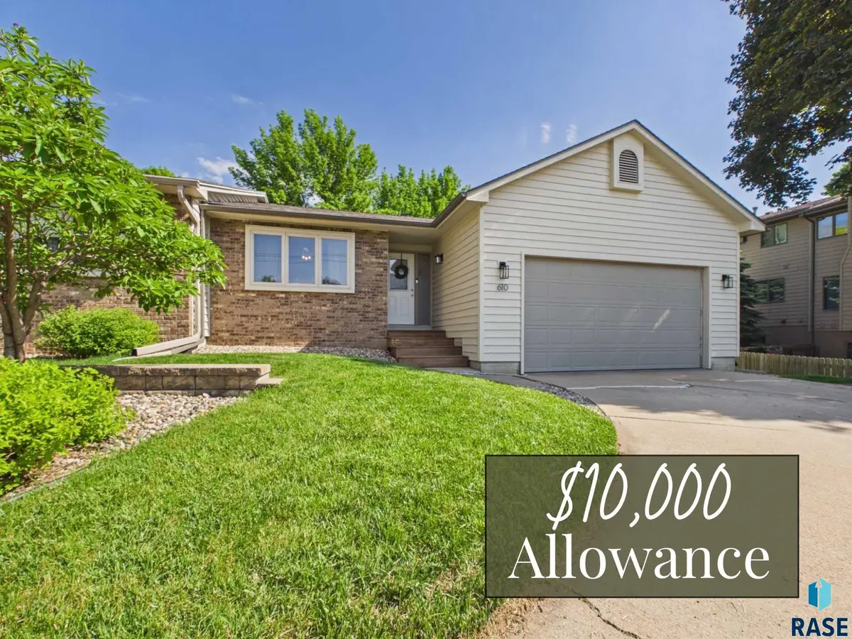 610 E 57th St, Sioux Falls, SD 57108 - #1