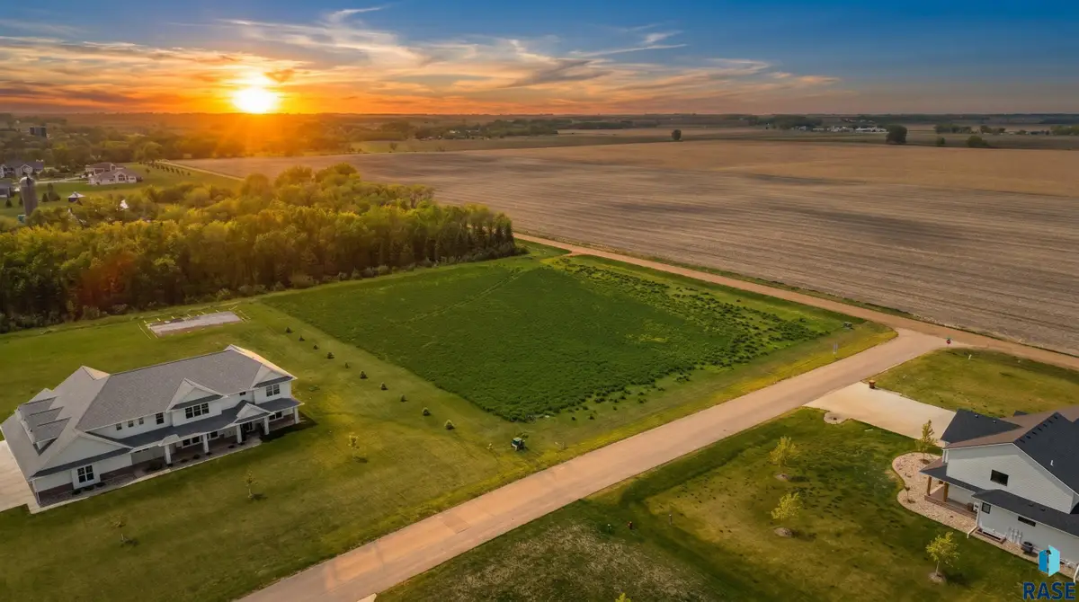 27201 Cedar Ridge Ct, Harrisburg, SD 57032 - #1