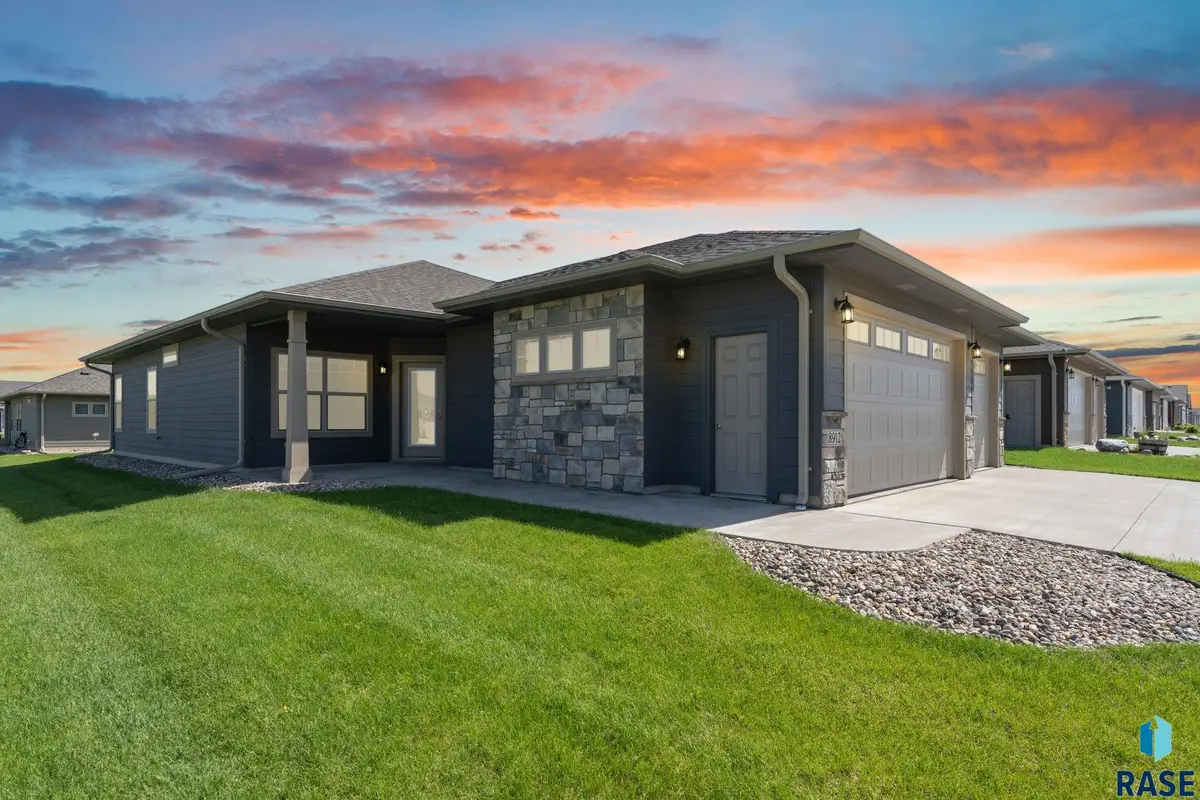 8912 W Dalton St, Sioux Falls, SD 57106 - #1