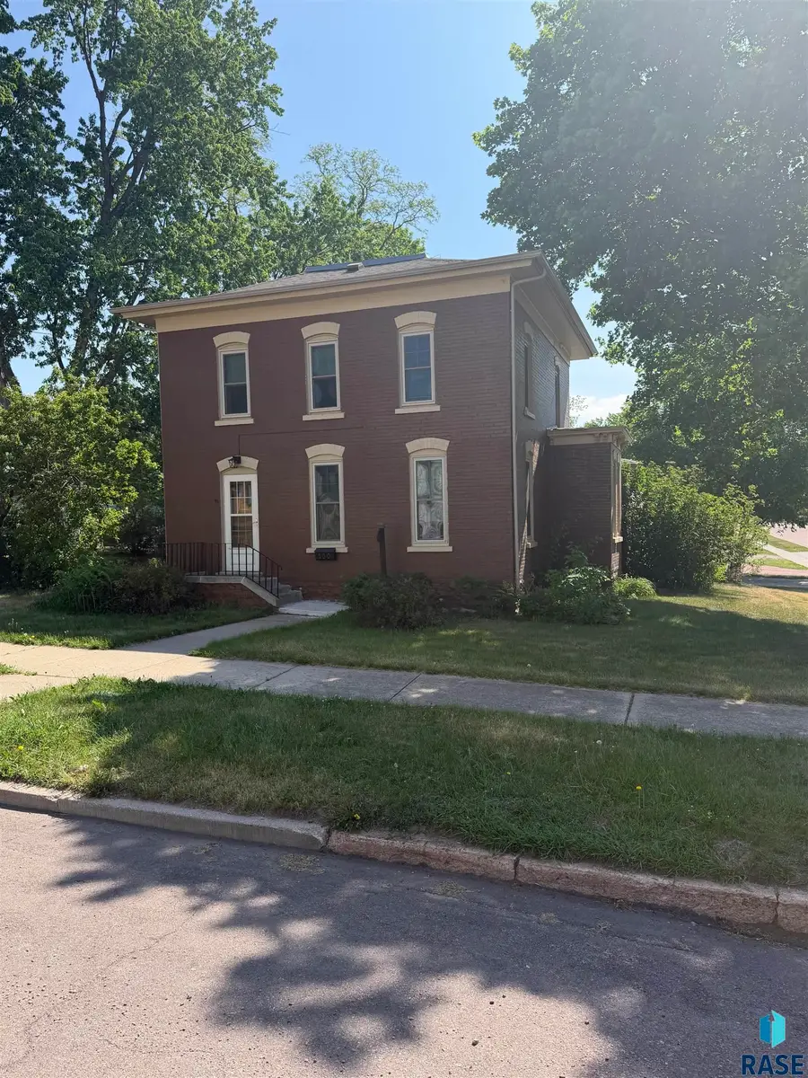 500 N State Ave, Dell Rapids, SD 57022 - #2