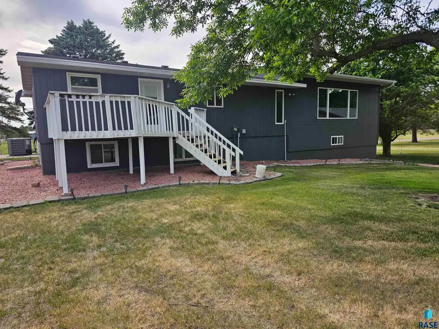 100 S Allen Ave, Colman, SD 57017 - #2
