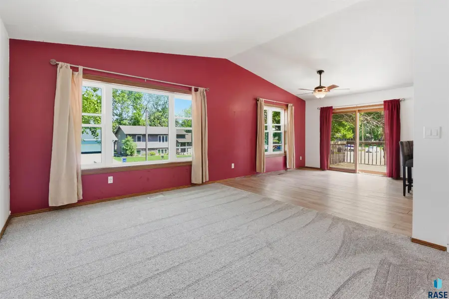 201 Anna Way, Harrisburg, SD 57032 - #2