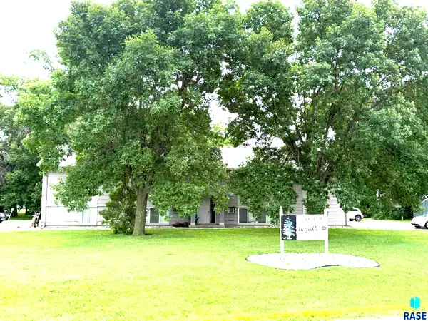 201 Wicker St, Gayville, SD 57031