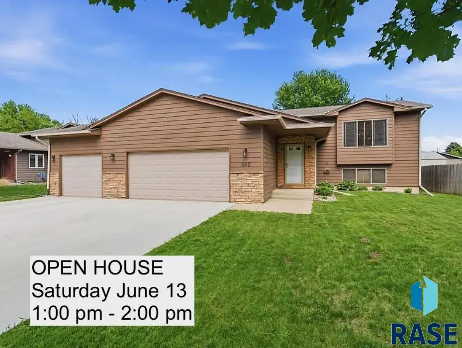 502 N Eastern Ave, Hartford, SD 57033 - #1