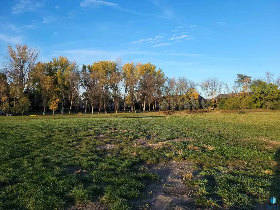 47380 Tom Sawyer Trl, Harrisburg, SD 57032 - #2