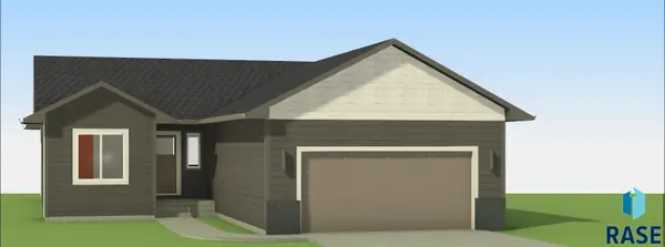 909 N Independent St, Lennox, SD 57039