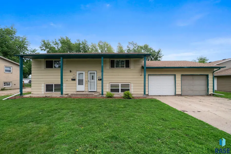 622 N Garfield Ave, Sioux Falls, SD 57104 - #3