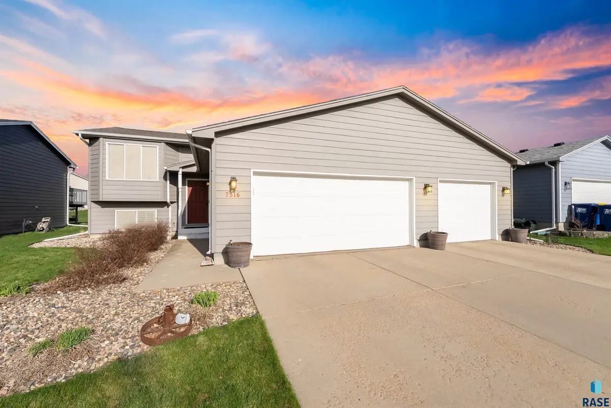 7516 S Bell Cir, Sioux Falls, SD 57108 - #1