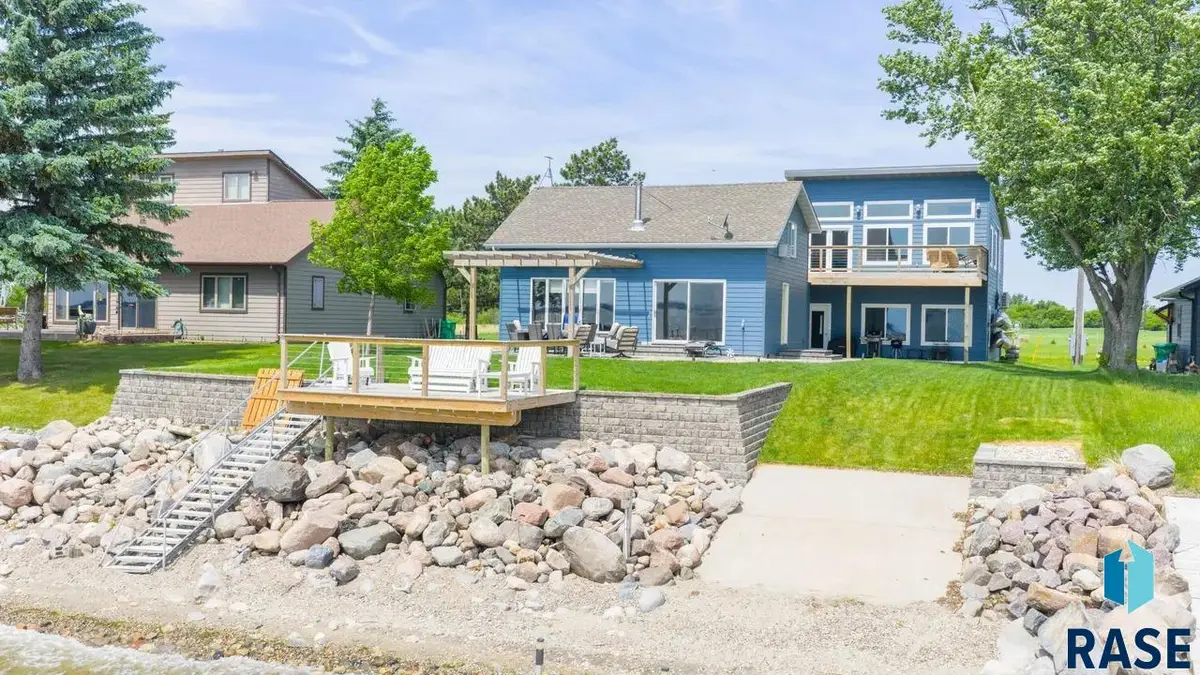 414 W Lake Dr, Lake Norden, SD 57248 - #1