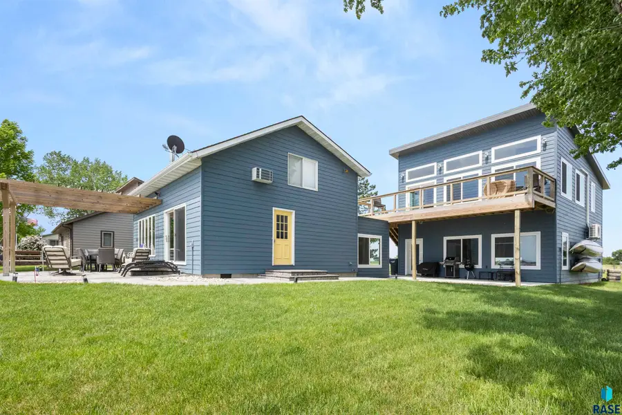 414 W Lake Dr, Lake Norden, SD 57248 - #2