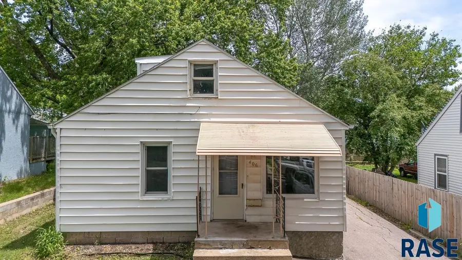 406 S Highland Ave, Sioux Falls, SD 57103 - #2