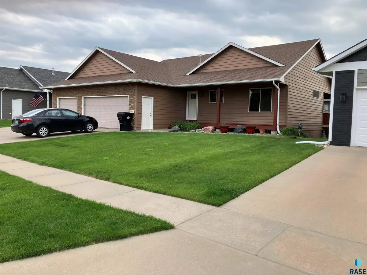 5301 S Solono Ave, Sioux Falls, SD 57108 - #1