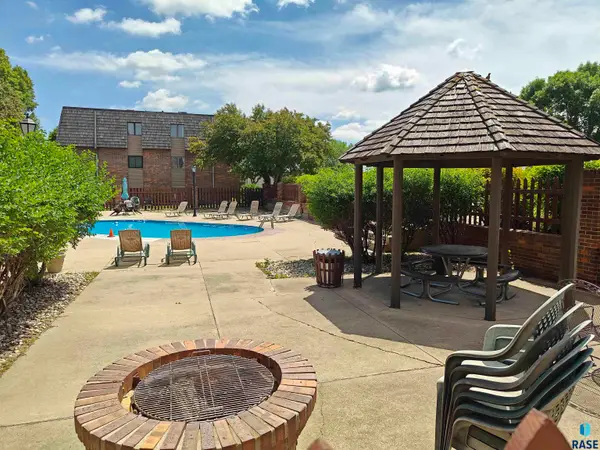 3712 S Terry Ave #302, Sioux Falls, SD 57106