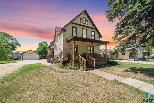 207 S Main, Colman, SD 57017