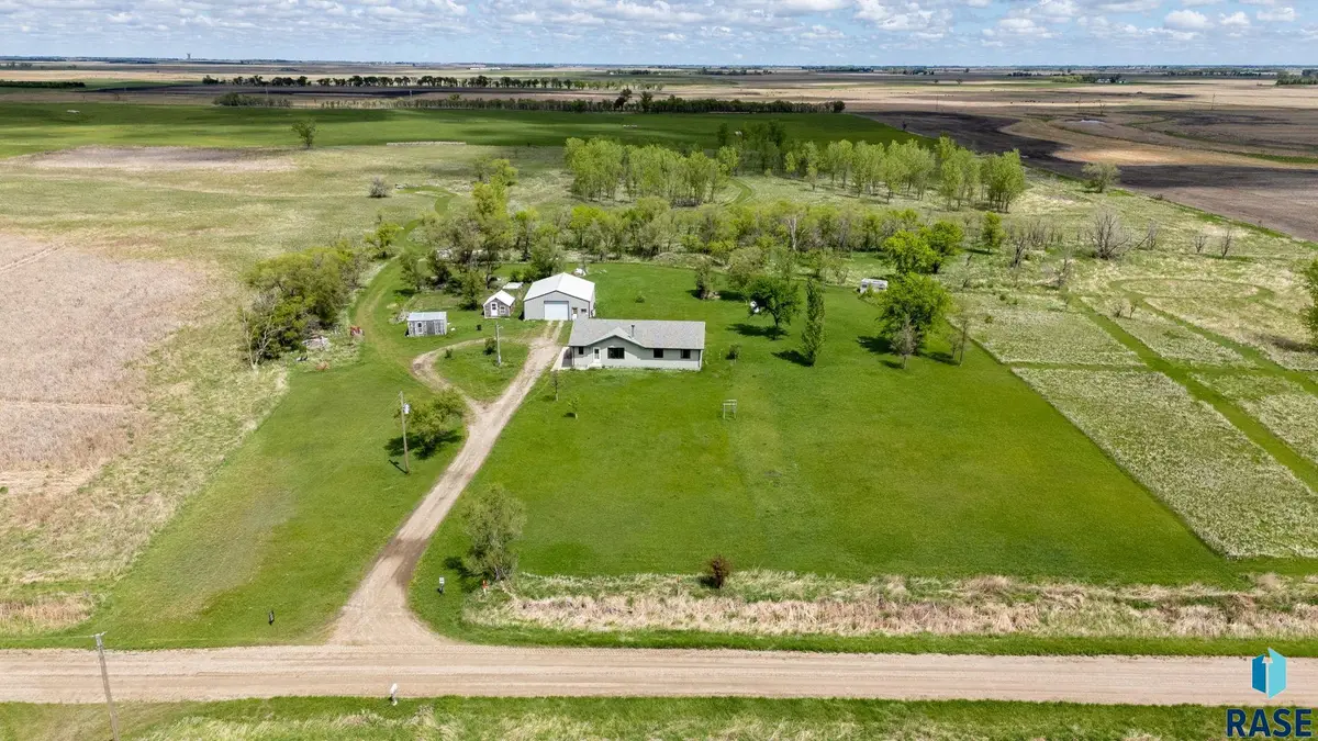39240 210th St, Huron, SD 57350 - #1