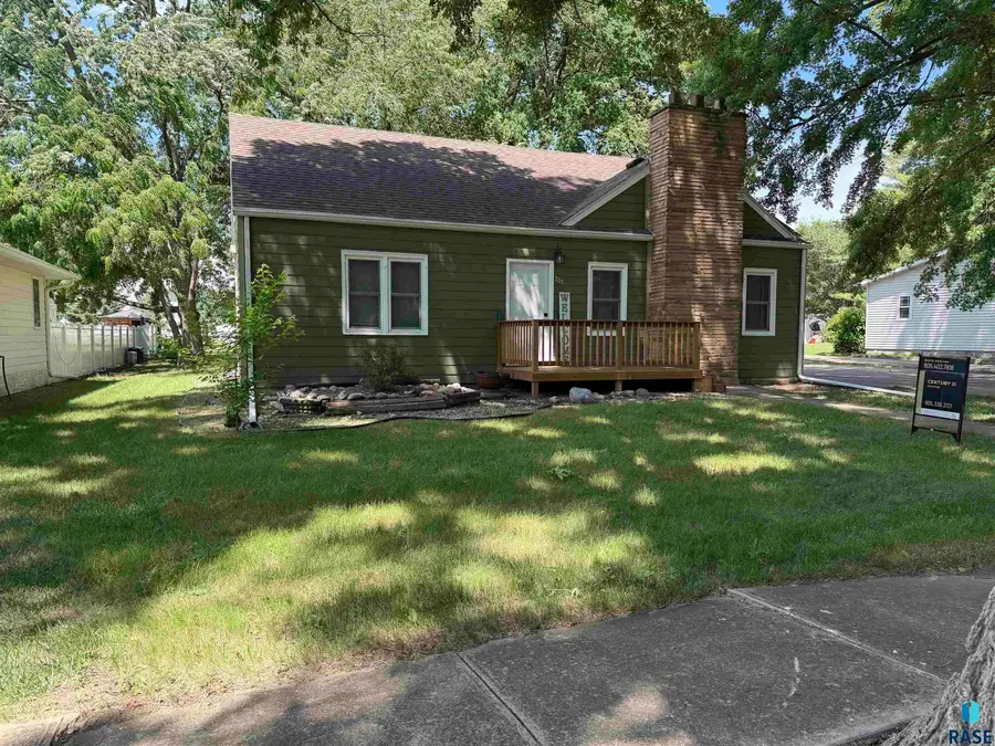 705 Park Blvd, Hurley, SD 57036 - #2