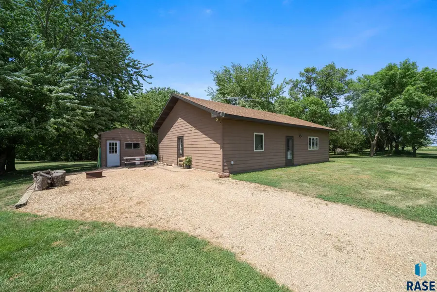27287 453rd Ave, Parker, SD 57053 - #3