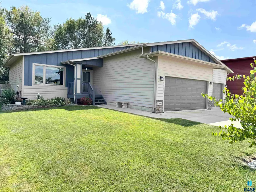 7801 W 65th St, Sioux Falls, SD 57106 - #3