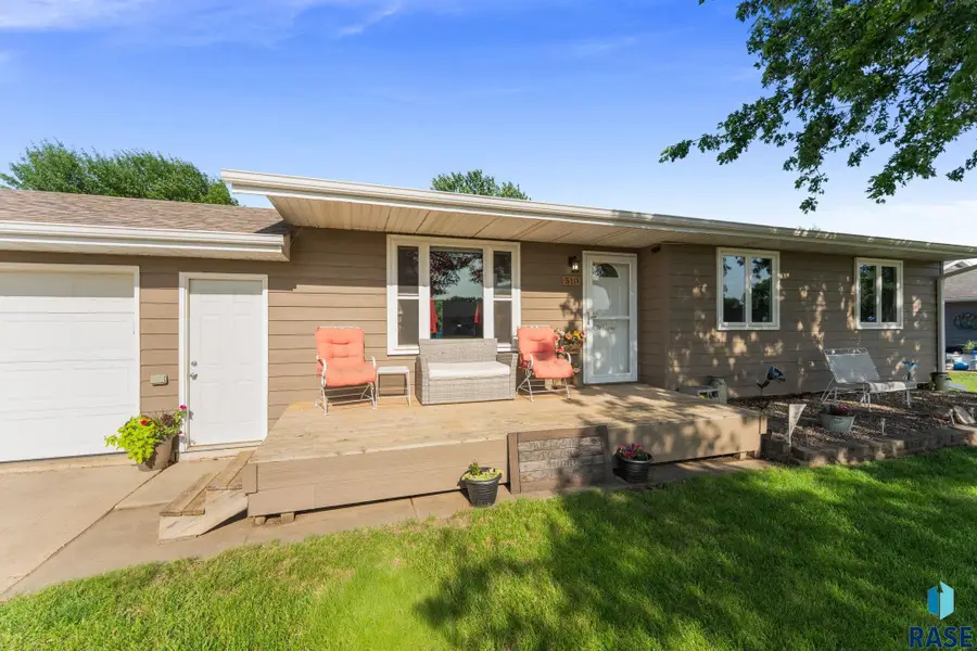 510 N Cole Ave, Tea, SD 57064 - #2