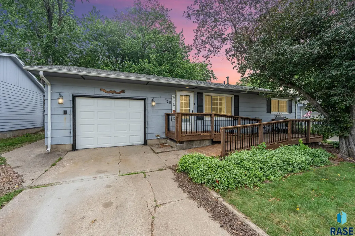 320 N Holiday Ave, Sioux Falls, SD 57103 - #1