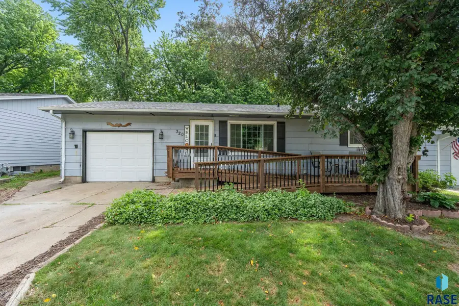 320 N Holiday Ave, Sioux Falls, SD 57103 - #3
